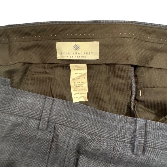 Ryan Seacrest Distinction Dress Pant Navy Blue Plaid - Picture 6 of 7